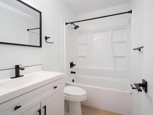 14847A Riverbend Road, Edmonton, AB - Indoor Photo Showing Bathroom