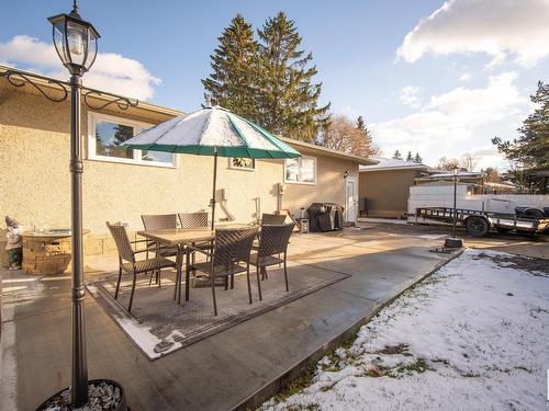 8 Bluebird Cr, Sherwood Park, AB 