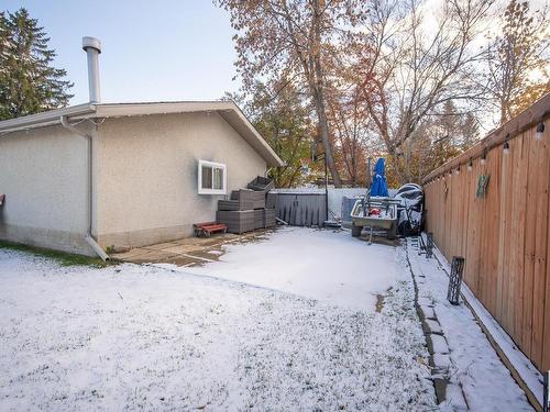 8 Bluebird Cr, Sherwood Park, AB 