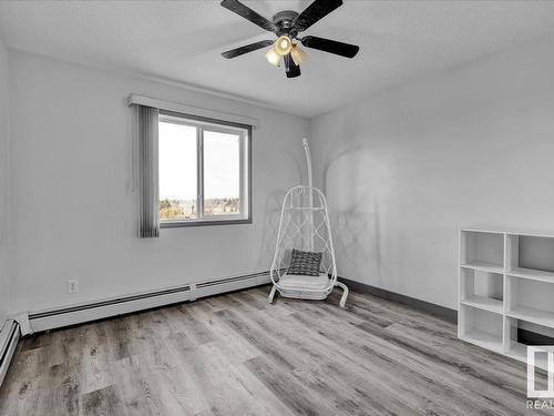 425 7511 171 Street, Edmonton, AB - Indoor Photo Showing Other Room