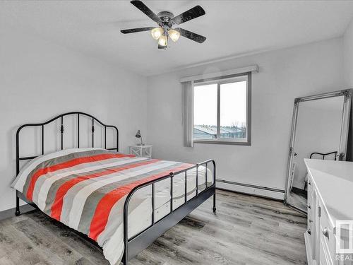 425 7511 171 Street, Edmonton, AB - Indoor Photo Showing Bedroom