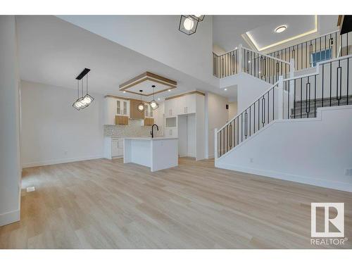 18 Sturtz Place, Leduc, AB - Indoor Photo Showing Kitchen