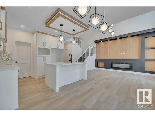 18 Sturtz Place, Leduc, AB - Indoor Photo Showing Kitchen