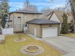 9623 150 ST NW  Edmonton, AB T5P 1N2