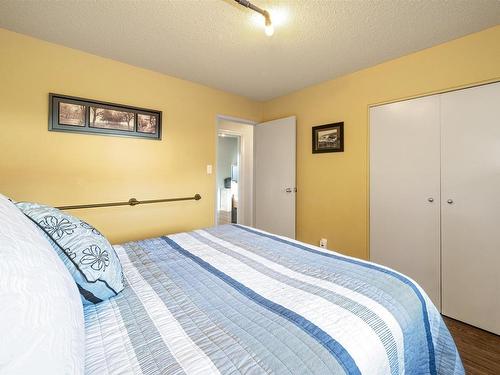 59 Meadowbrook Rd, Sherwood Park, AB 