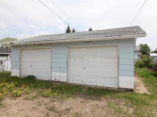 5110 46 St, Mannville, AB 