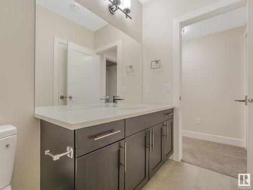 10530 136 Street, Edmonton, AB - Indoor Photo Showing Bathroom