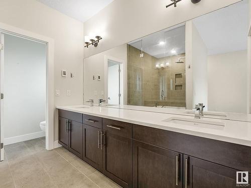 10530 136 Street, Edmonton, AB - Indoor Photo Showing Bathroom