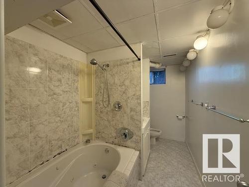 6316 105 Street, Edmonton, AB - Indoor Photo Showing Bathroom