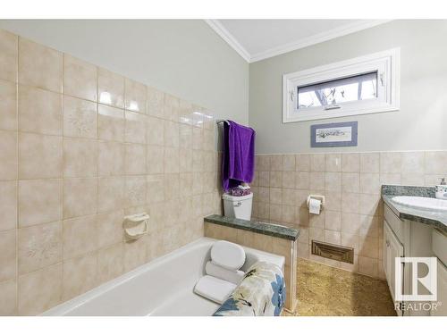 10415 62 Street, Edmonton, AB - Indoor Photo Showing Bathroom