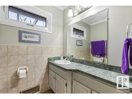 10415 62 Street, Edmonton, AB - Indoor Photo Showing Bathroom