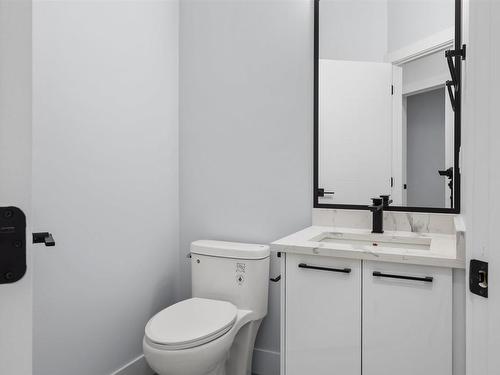 2004 155 Avenue, Edmonton, AB - Indoor Photo Showing Bathroom