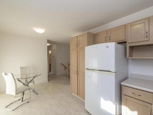 20 308 Jackson Road, Edmonton, AB - Indoor Photo Showing Kitchen