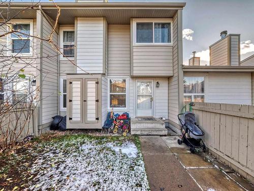 1176 Knottwood Road E, Edmonton, AB - Outdoor