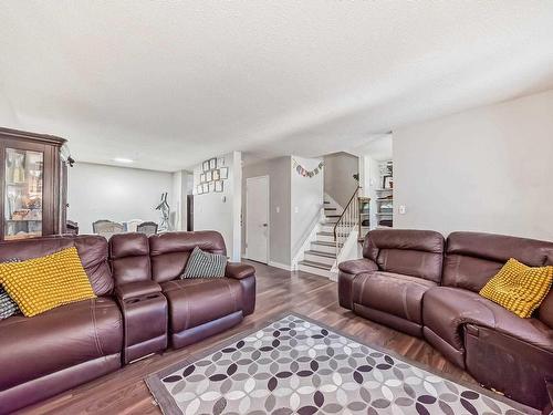 1176 Knottwood Road E, Edmonton, AB - Indoor Photo Showing Living Room