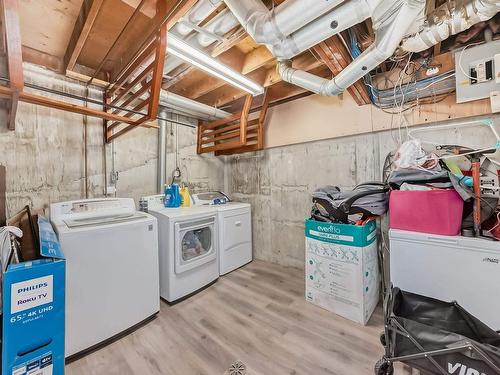 1176 Knottwood Road E, Edmonton, AB - Indoor Photo Showing Laundry Room