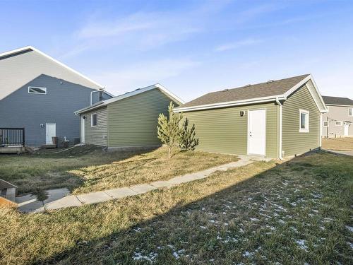 2117 Maple Rd Nw, Edmonton, AB 