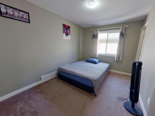 7706 20A Avenue, Edmonton, AB - Indoor Photo Showing Bedroom