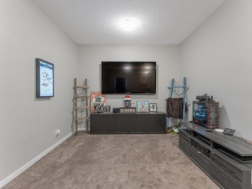 1239 Mcconachie Bv Nw, Edmonton, AB 