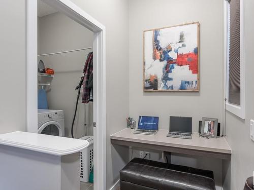 1239 Mcconachie Boulevard, Edmonton, AB - Indoor Photo Showing Laundry Room