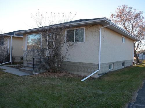 5212 48 St, Barrhead, AB 