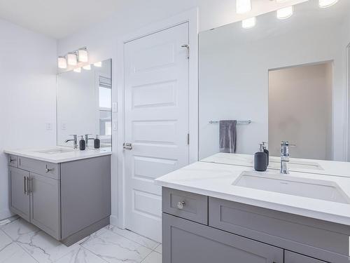 75 Redspur Drive, St. Albert, AB - Indoor Photo Showing Bathroom