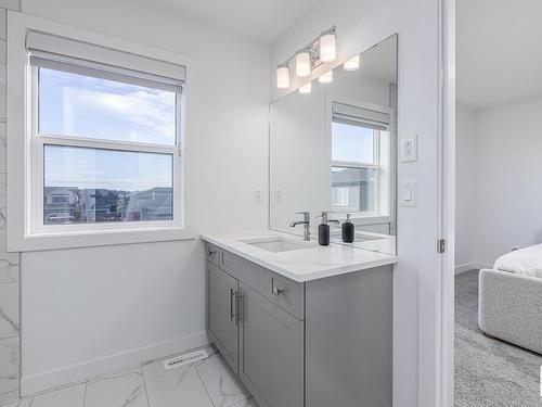 75 Redspur Drive, St. Albert, AB - Indoor Photo Showing Bathroom