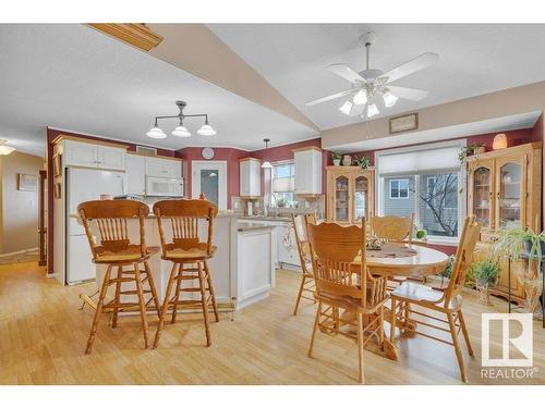 309-7001 Northview Drive, Wetaskiwin, AB - Indoor Photo Showing Dining Room