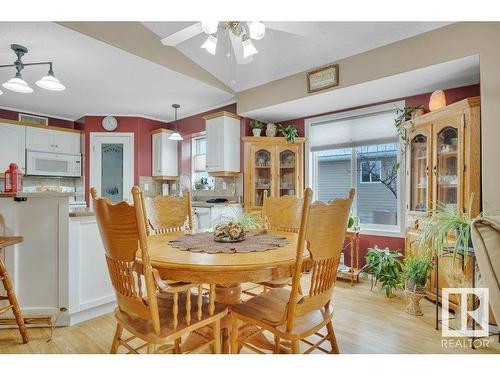 309-7001 Northview Drive, Wetaskiwin, AB - Indoor Photo Showing Dining Room