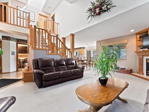 11415 9 Avenue, Edmonton, AB - Indoor Photo Showing Living Room With Fireplace