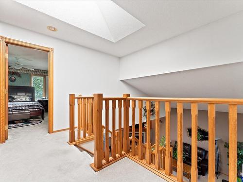 11415 9 Avenue, Edmonton, AB - Indoor Photo Showing Other Room