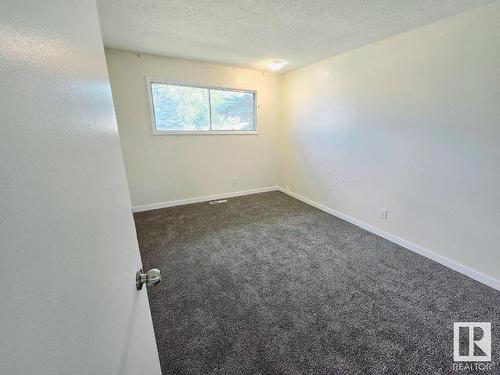 14316 71 Street, Edmonton, AB - Indoor Photo Showing Other Room