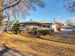 11829 47 ST NW  Edmonton, AB T5W 2W7