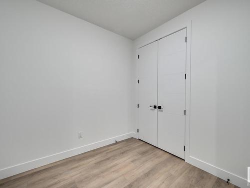 9 Pierwyck Loop, Spruce Grove, AB - Indoor Photo Showing Other Room