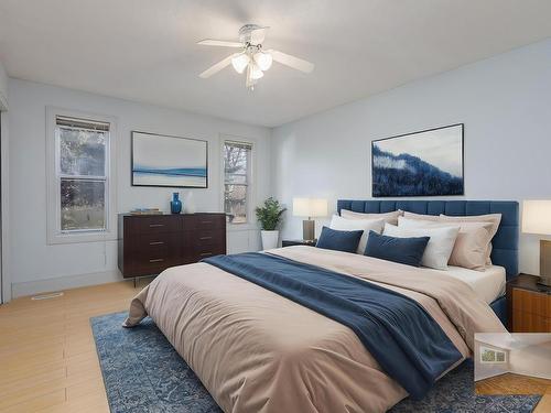 63 Alderwood Boulevard, St. Albert, AB - Indoor Photo Showing Bedroom