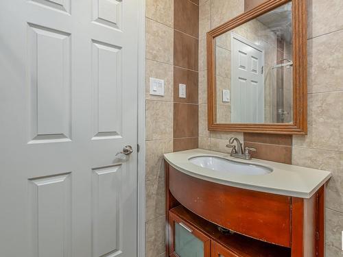 63 Alderwood Boulevard, St. Albert, AB - Indoor Photo Showing Bathroom