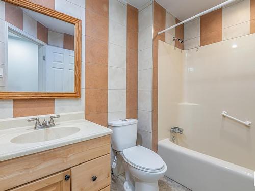 63 Alderwood Boulevard, St. Albert, AB - Indoor Photo Showing Bathroom