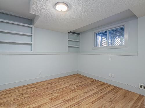 63 Alderwood Boulevard, St. Albert, AB - Indoor Photo Showing Other Room