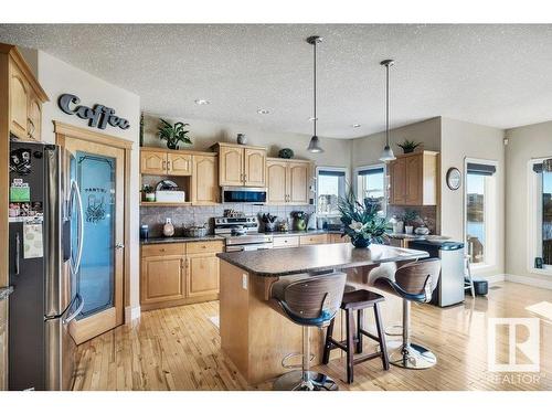 5324 61 St, Beaumont, AB 