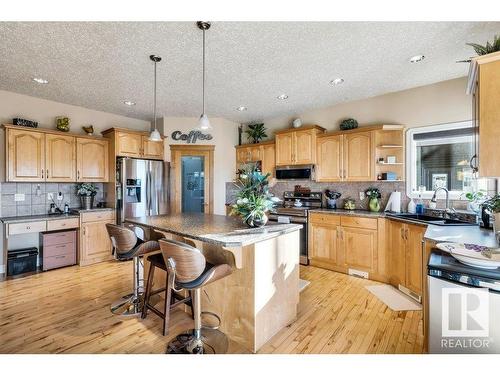 5324 61 St, Beaumont, AB 