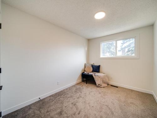 13037 34 St Nw, Edmonton, AB 