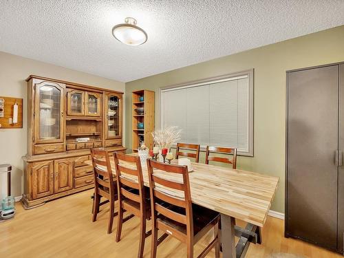 2920 25 Street, Edmonton, AB - Indoor Photo Showing Dining Room