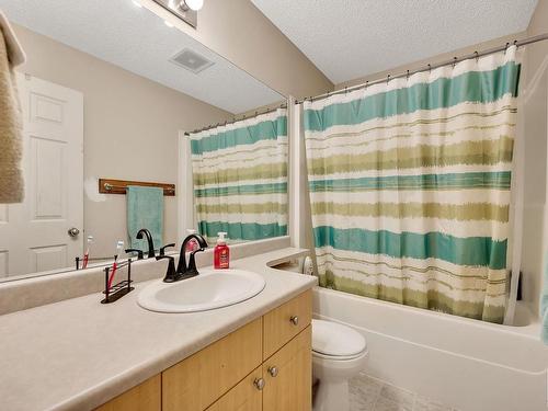 2920 25 Street, Edmonton, AB - Indoor Photo Showing Bathroom