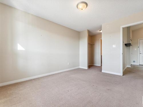 3423 9351 Simpson Drive, Edmonton, AB - Indoor Photo Showing Other Room