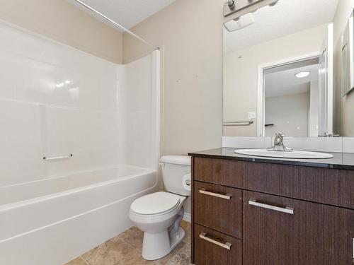 3423 9351 Simpson Drive, Edmonton, AB - Indoor Photo Showing Bathroom