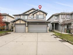 1512 27 AV NW  Edmonton, AB T6T 0W2