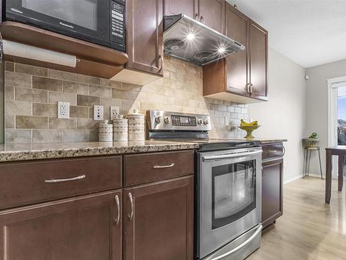 1512 27 Avenue, Edmonton, AB - Indoor Photo Showing Kitchen