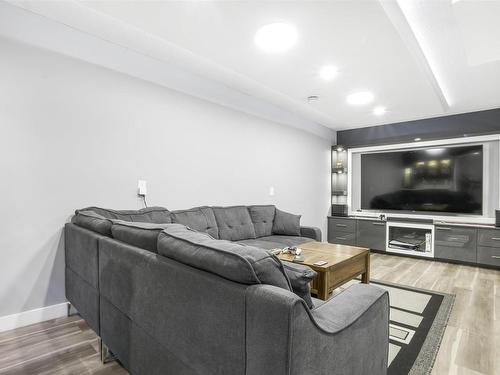 1512 27 Avenue, Edmonton, AB - Indoor Photo Showing Living Room