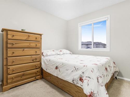 1512 27 Avenue, Edmonton, AB - Indoor Photo Showing Bedroom