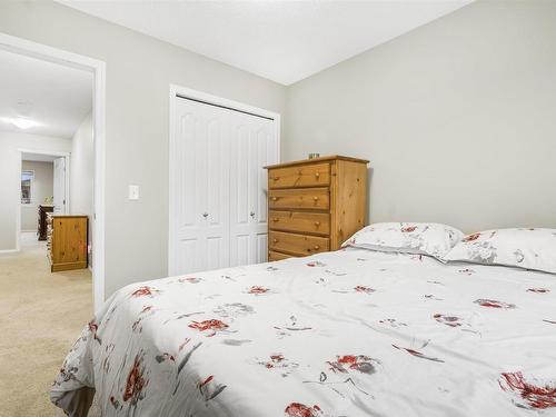 1512 27 Avenue, Edmonton, AB - Indoor Photo Showing Bedroom